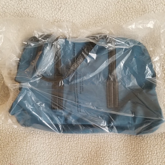 NEW Large DSW Teal Weekender Travel Bag - Picture 2 of 6